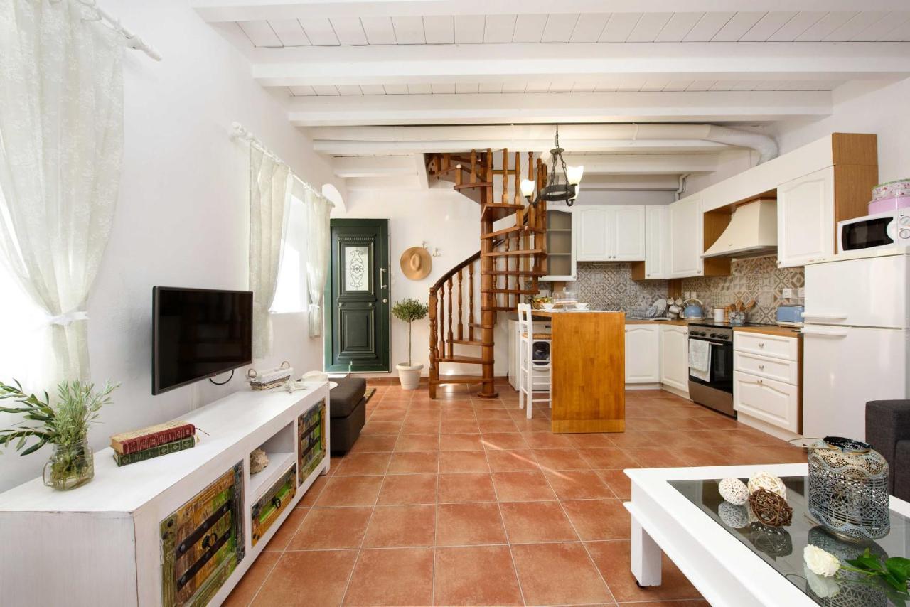 Vintage Village House Гастури Экстерьер фото